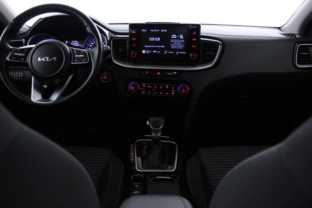 kia-xceed-2024-hibrido-1580cc