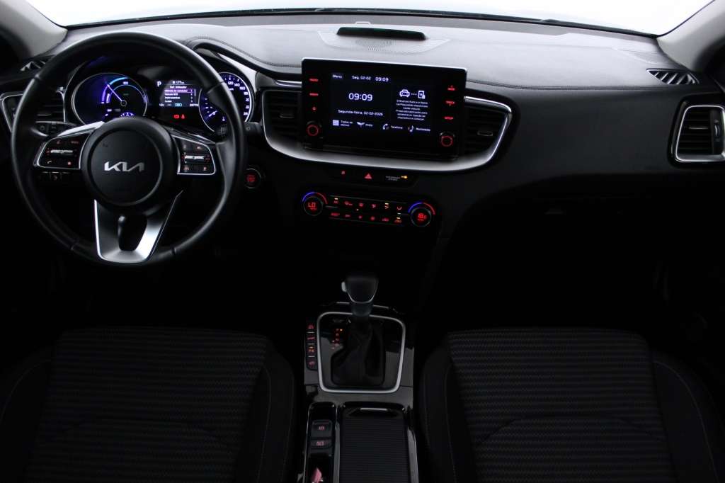 kia-xceed-2024-hibrido-1580cc