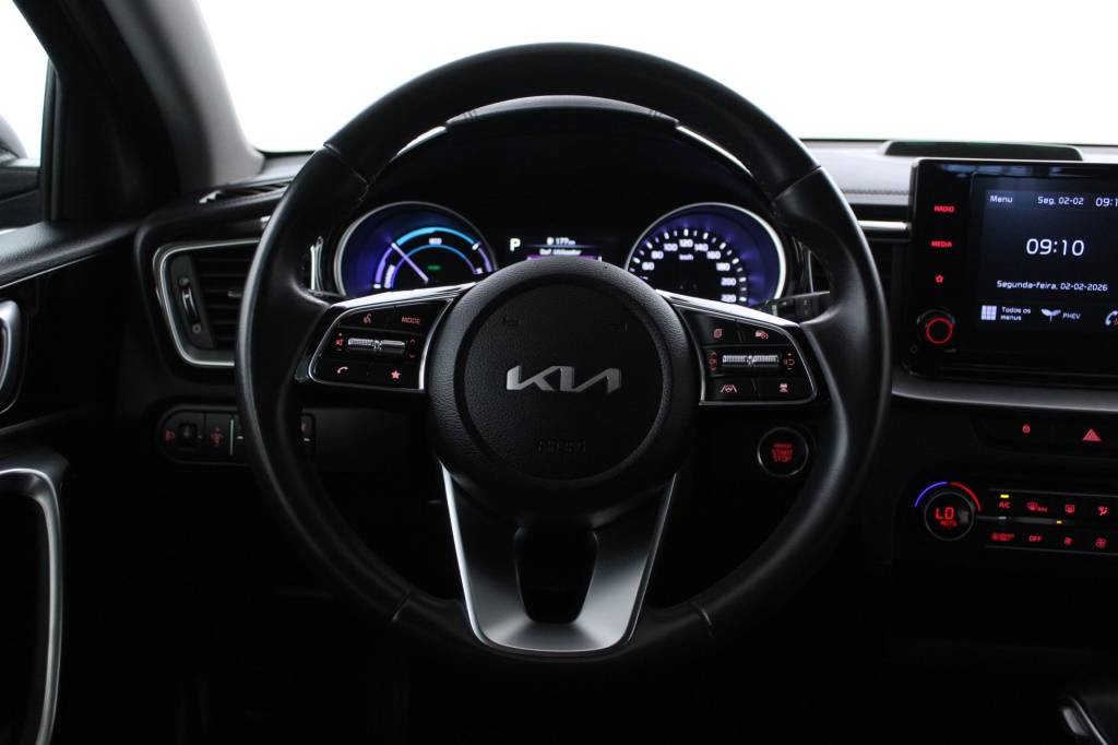 kia-xceed-2024-hibrido-1580cc