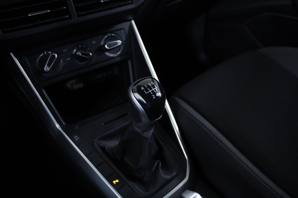 volkswagen-taigo-2024-gasolina-999cc