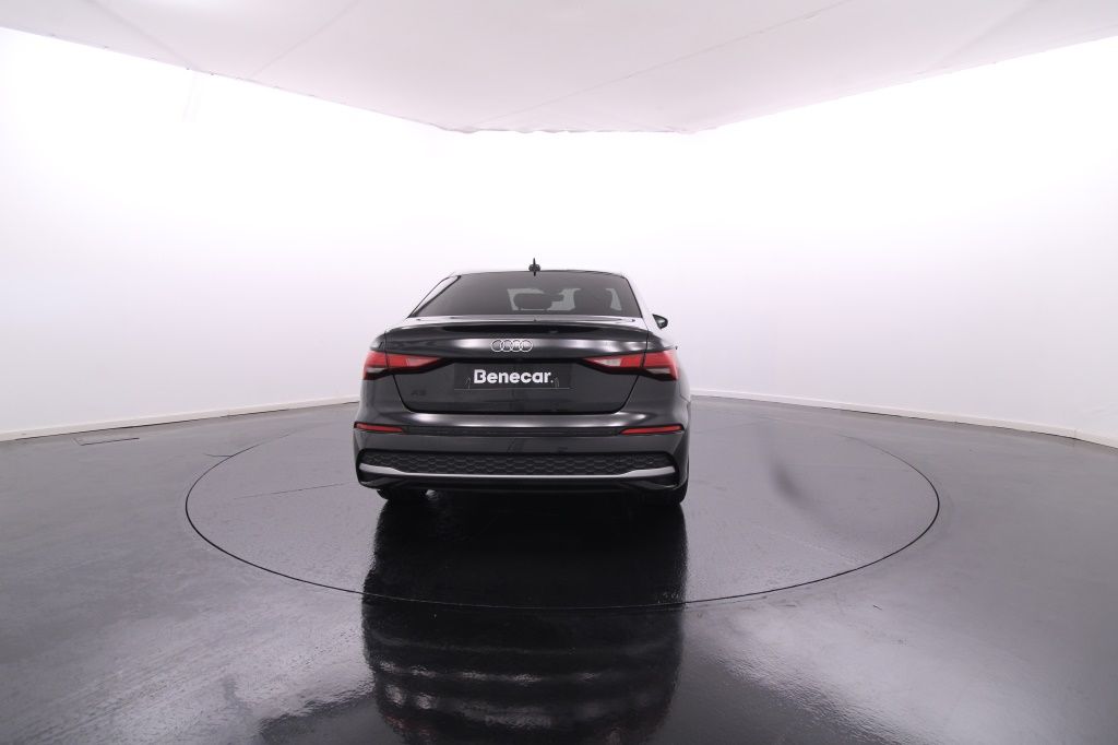 audi-a3-limousine-2025-hibrido-1498cc
