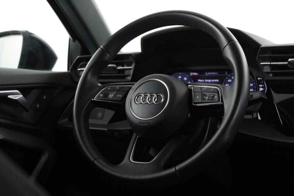 audi-a3-limousine-2025-hibrido-1498cc