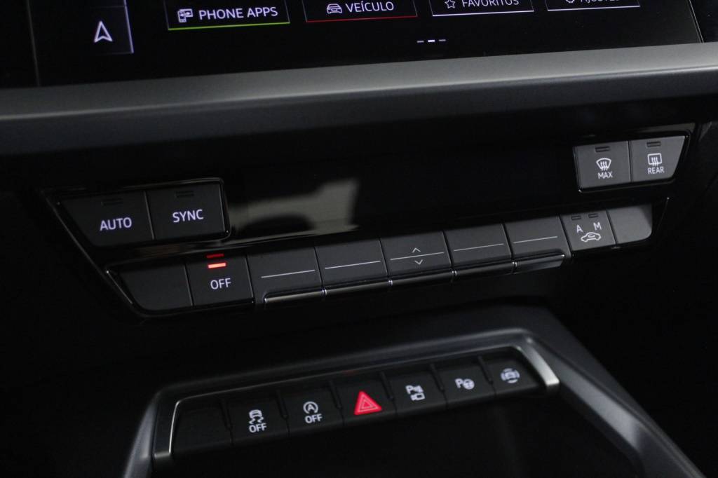 audi-a3-limousine-2025-hibrido-1498cc