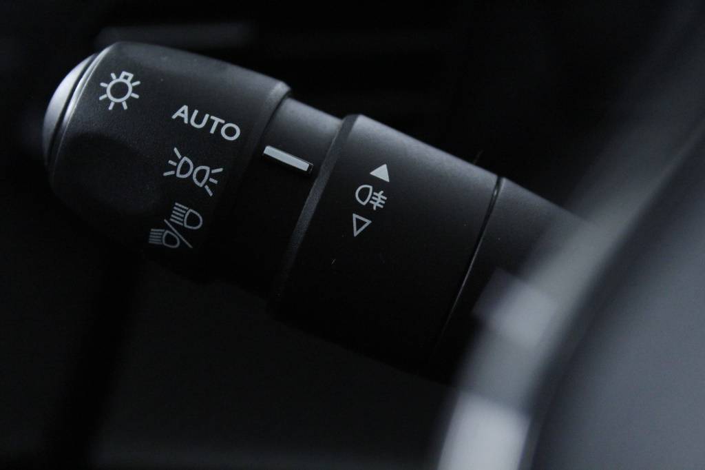 peugeot-208-2024-gasolina-1199cc
