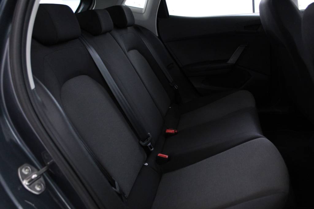 seat-ibiza-2023-gasolina-999cc