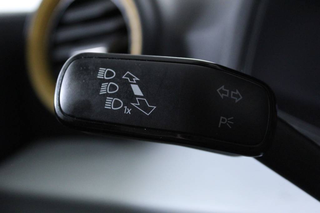 seat-ibiza-2023-gasolina-999cc