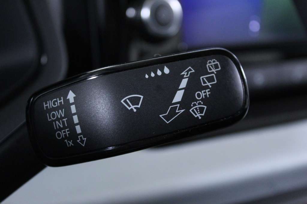 seat-ibiza-2023-gasolina-999cc