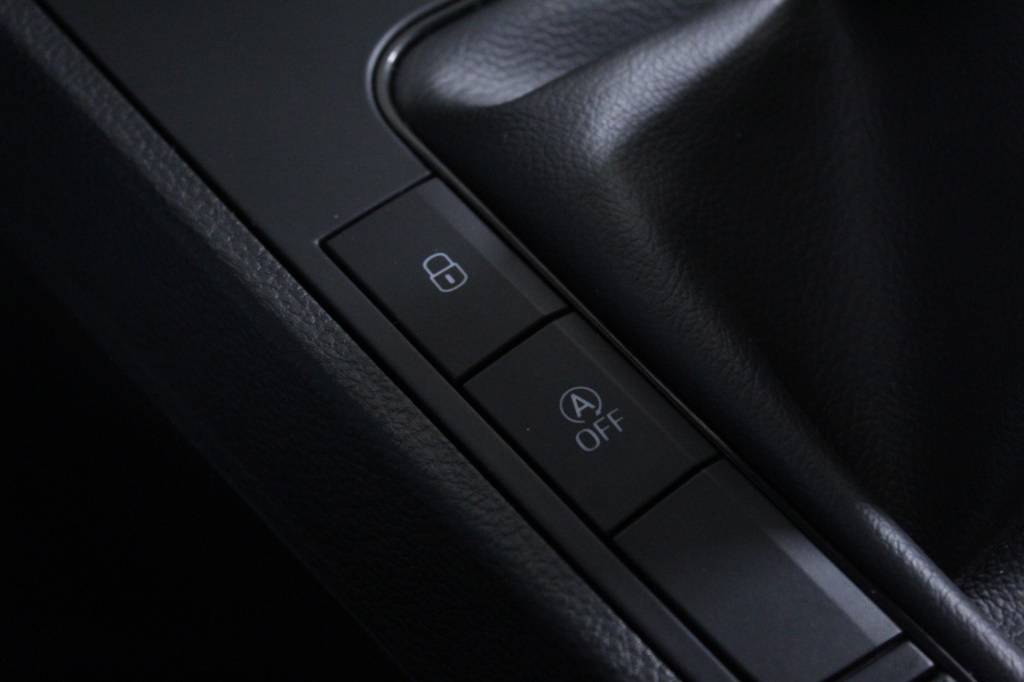 seat-ibiza-2023-gasolina-999cc