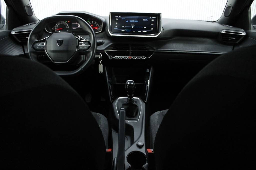 peugeot-2008-2024-gasolina-1199cc