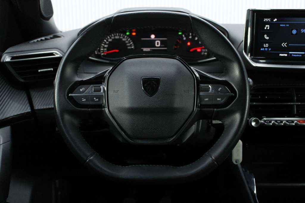 peugeot-2008-2024-gasolina-1199cc