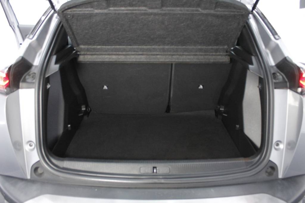 peugeot-2008-2024-gasolina-1199cc