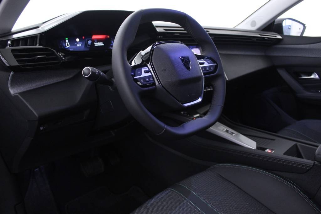 peugeot-308-2023-diesel-1499cc