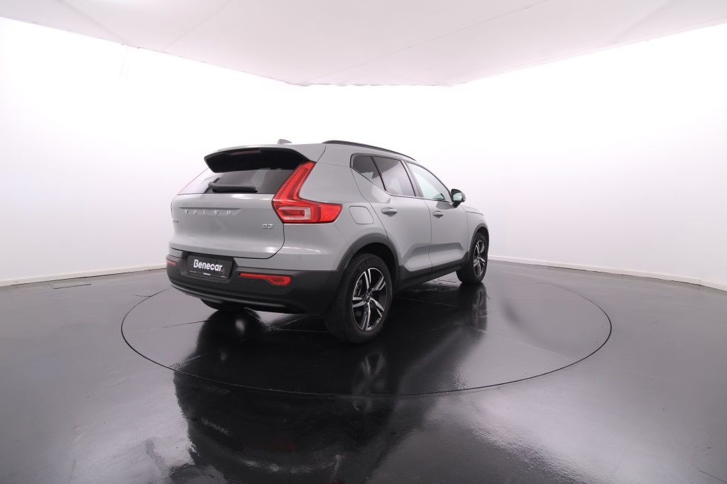 volvo-xc40-2025-hibrido-1969cc