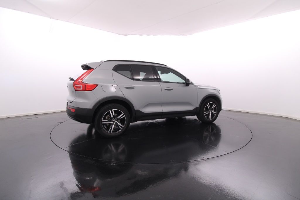 volvo-xc40-2025-hibrido-1969cc