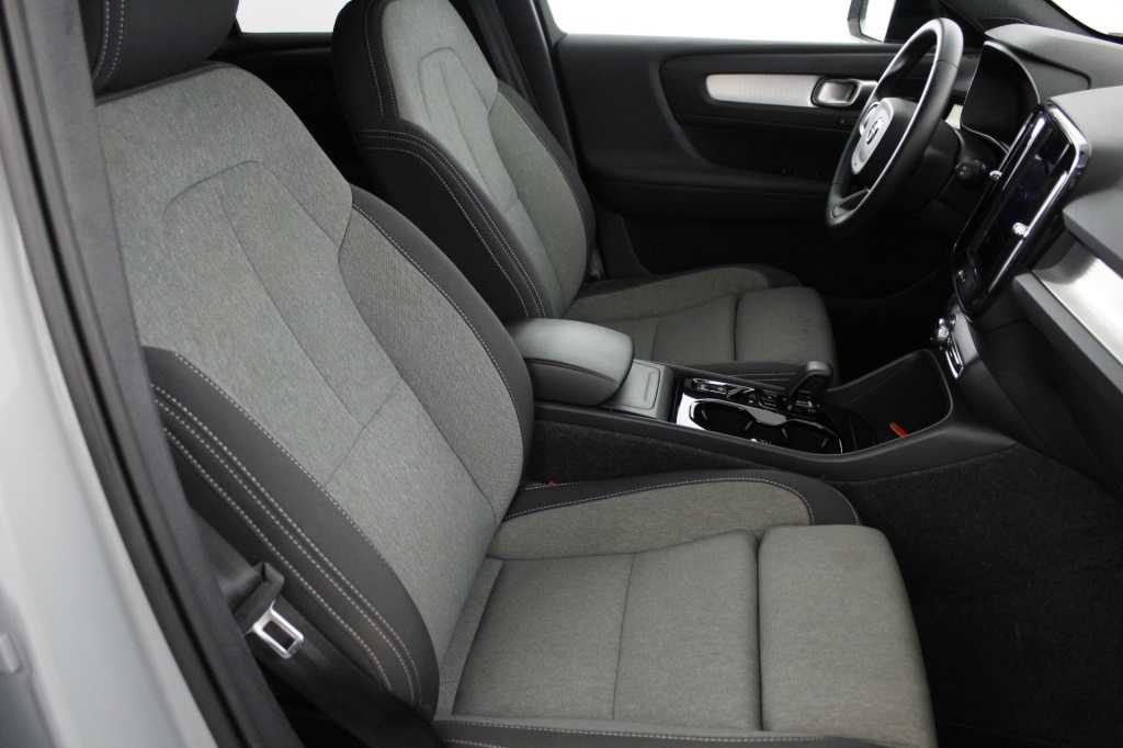 volvo-xc40-2025-hibrido-1969cc