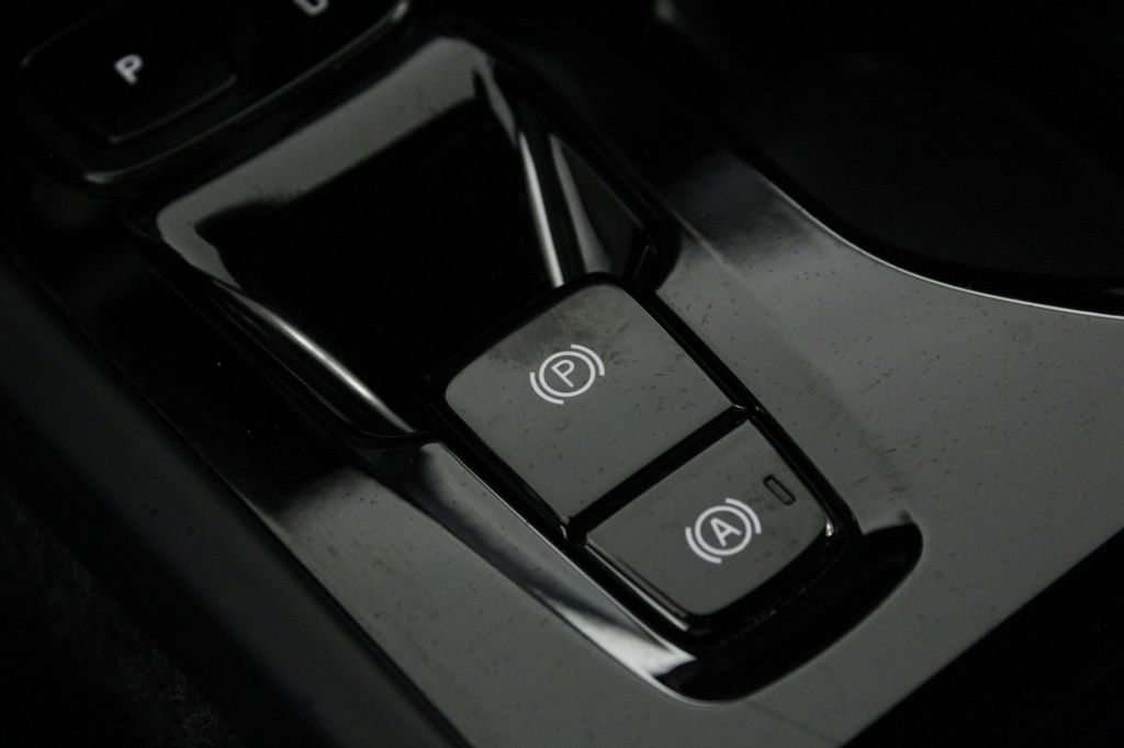 volvo-xc40-2025-hibrido-1969cc