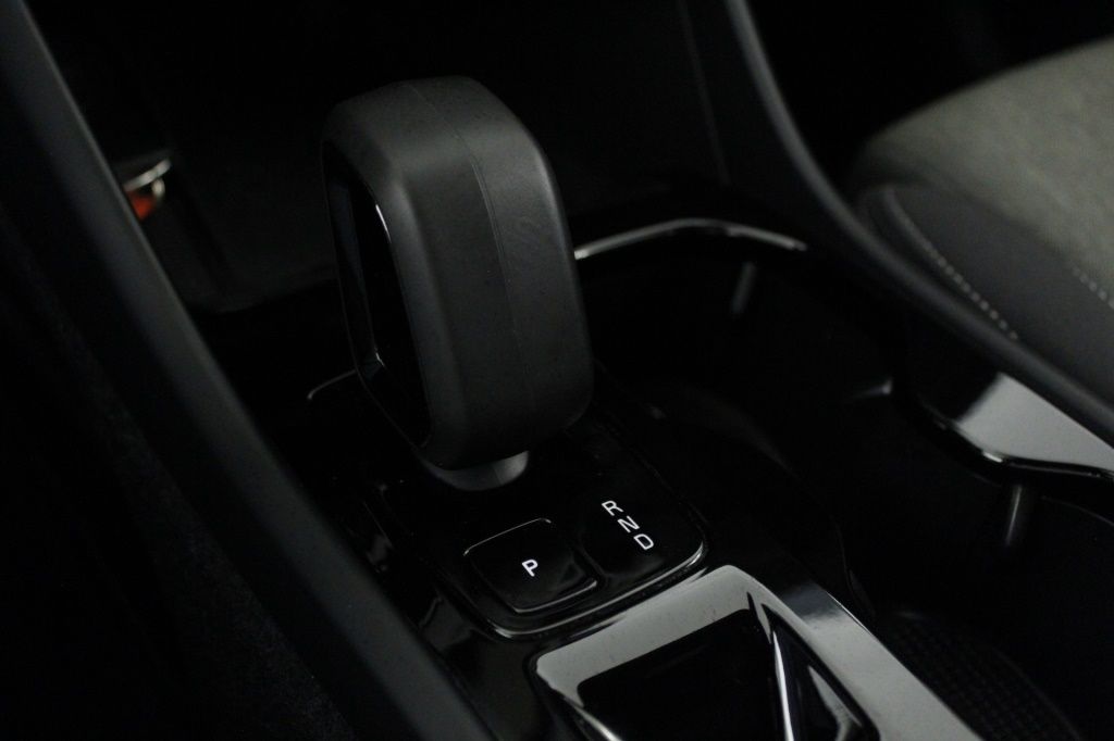 volvo-xc40-2025-hibrido-1969cc