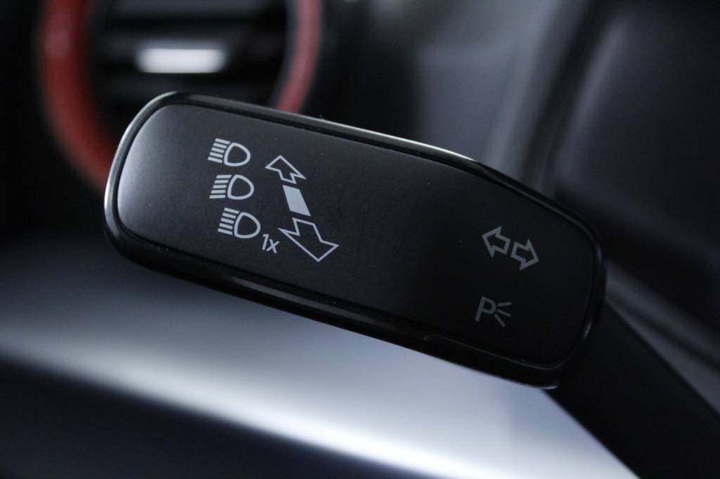 seat-ibiza-2024-gasolina-999cc
