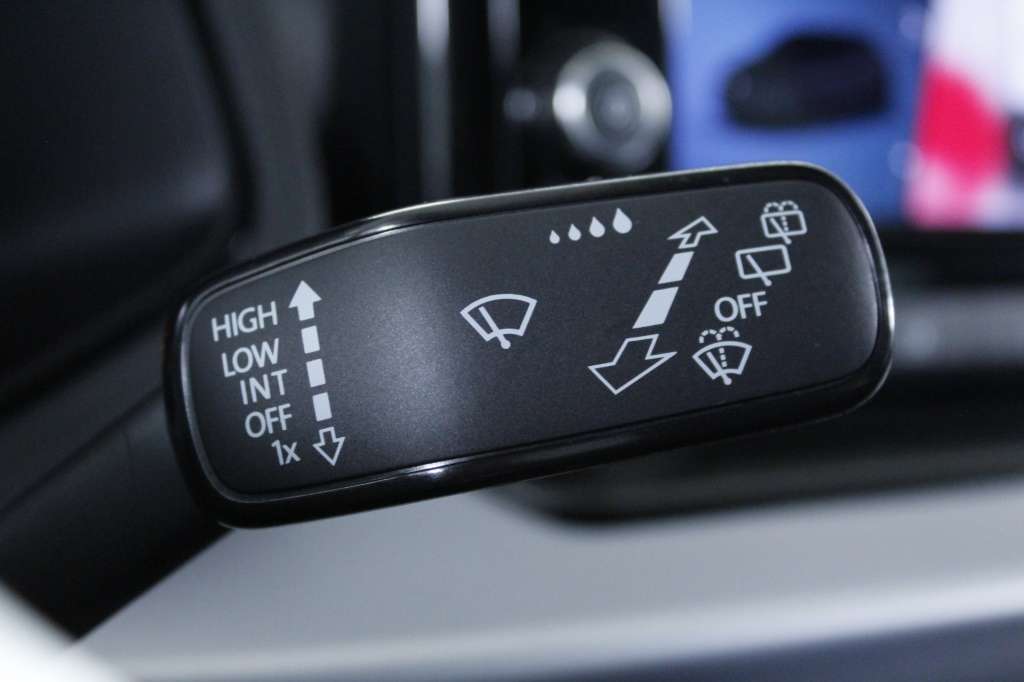 seat-ibiza-2024-gasolina-999cc