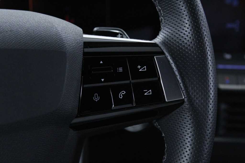 opel-astra-2025-gasolina-1199cc
