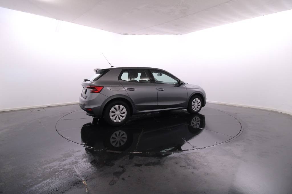 skoda-fabia-2023-gasolina-999cc