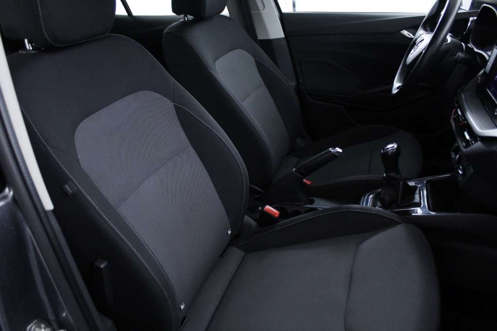 skoda-fabia-2023-gasolina-999cc