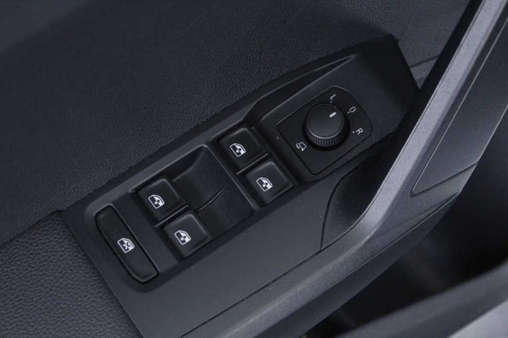 seat-ibiza-2025-gasolina-999cc