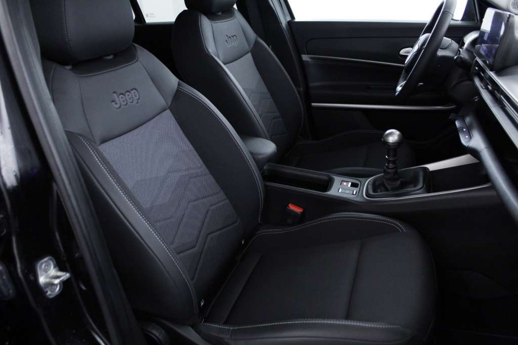 jeep-avenger-2025-gasolina-1199cc