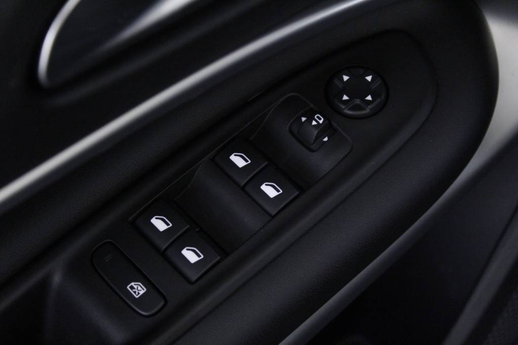 jeep-avenger-2025-gasolina-1199cc