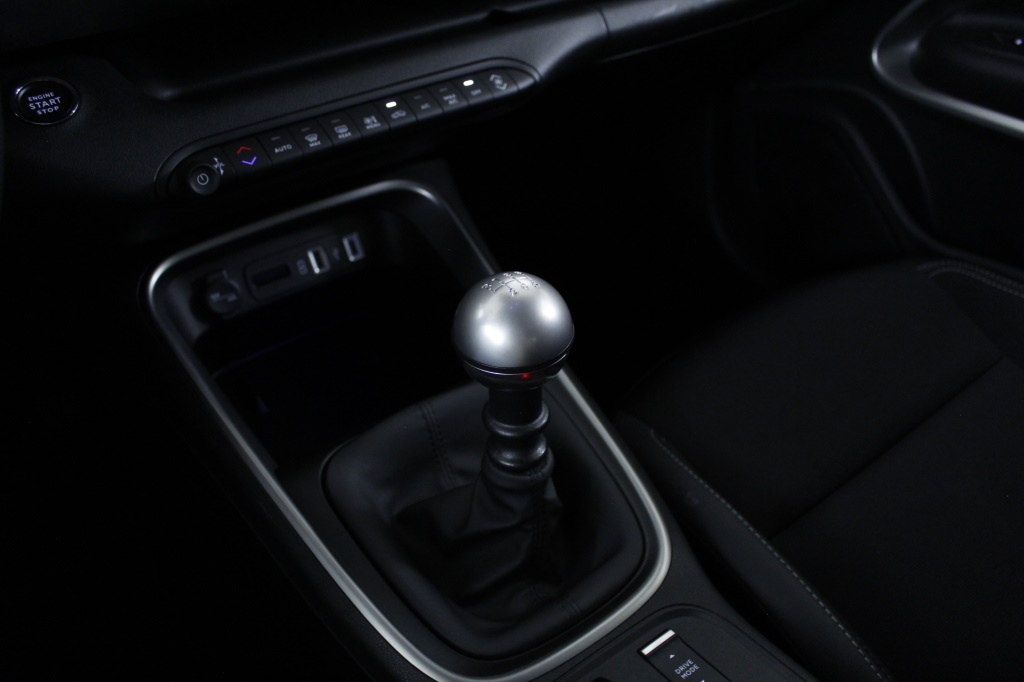 jeep-avenger-2025-gasolina-1199cc