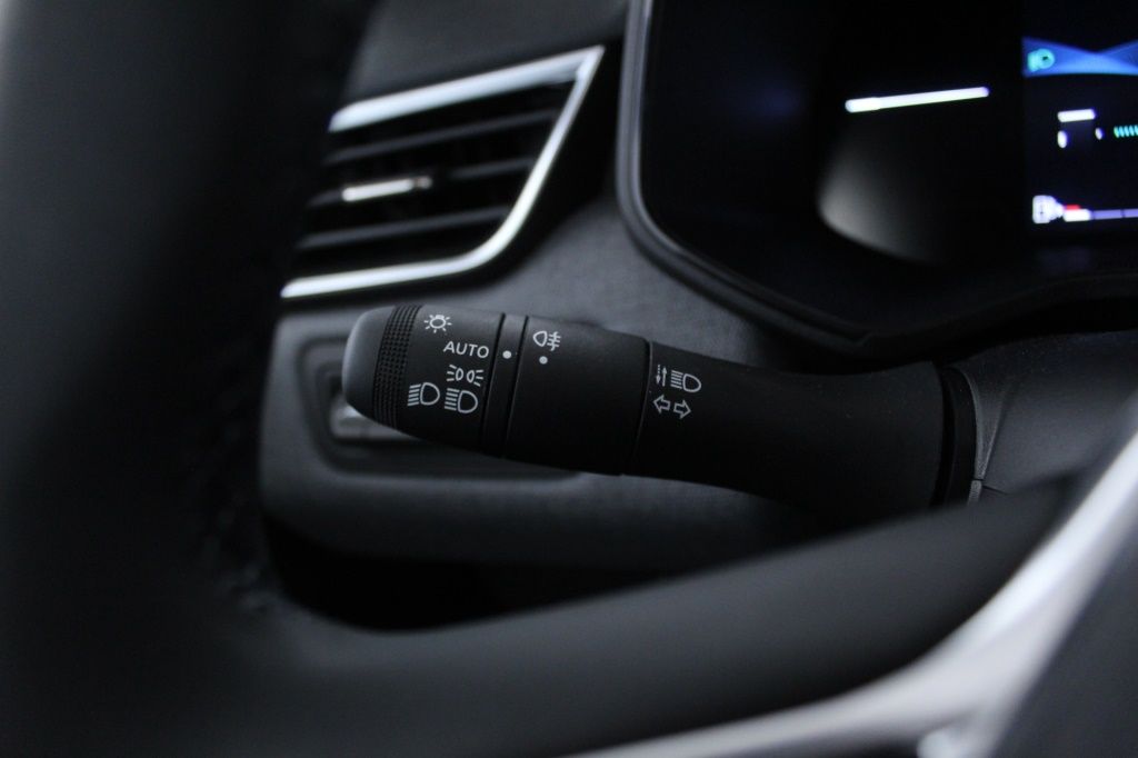 mitsubishi-colt-2024-gasolina-999cc