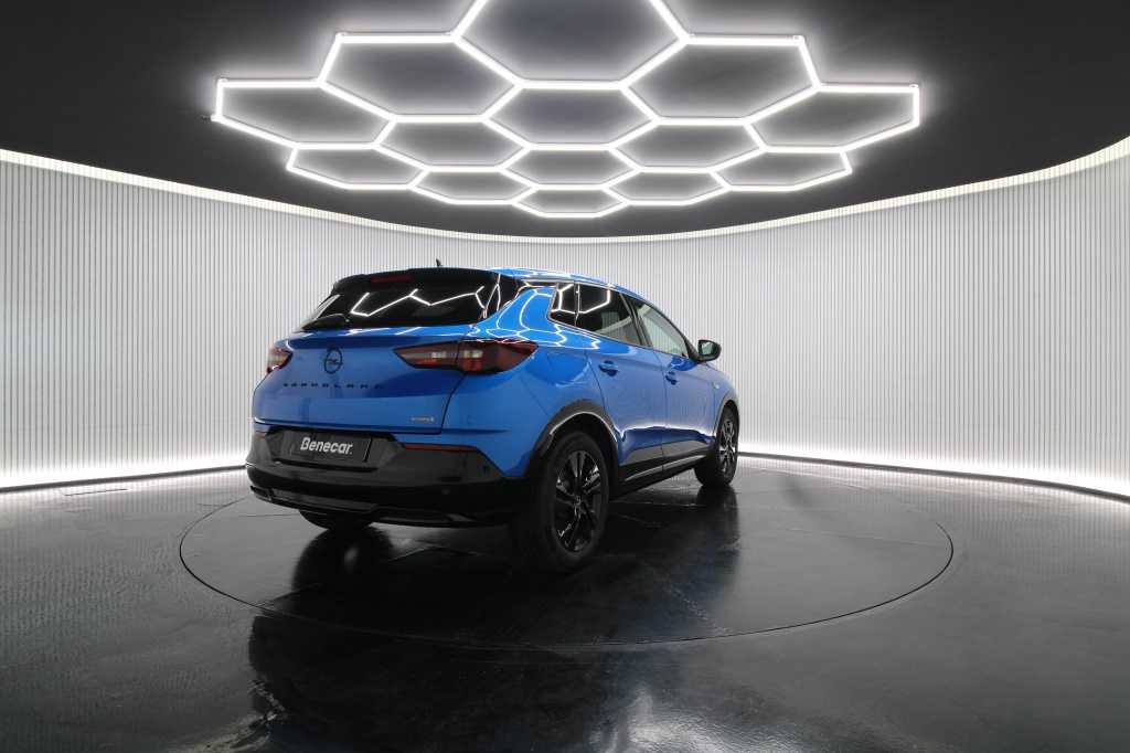 opel-grandland-2023-hibrido-1598cc