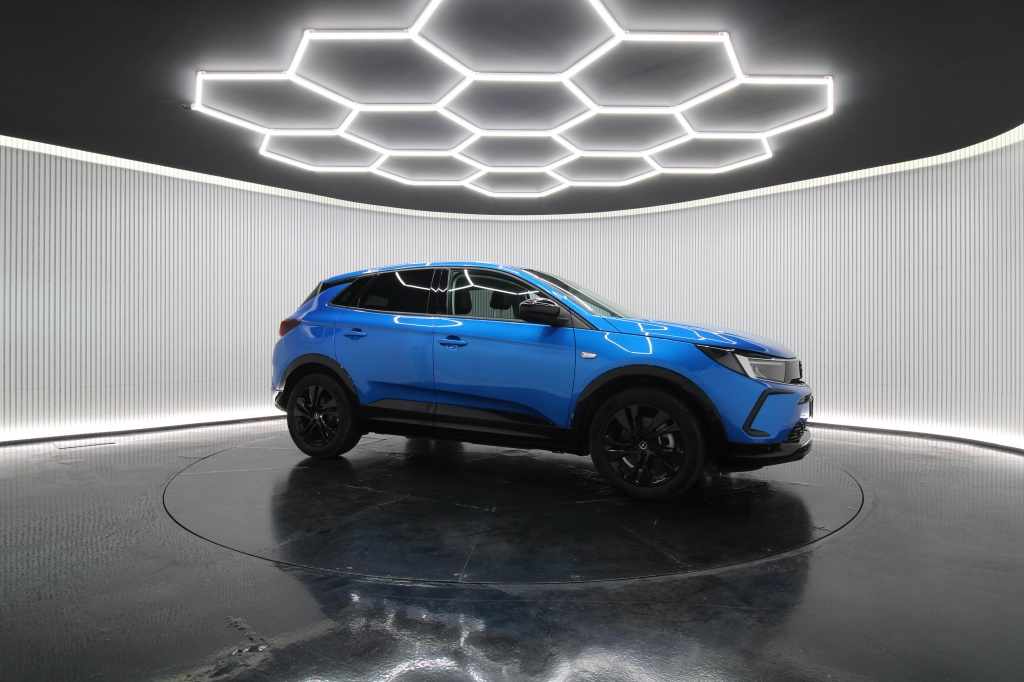 opel-grandland-2023-hibrido-1598cc