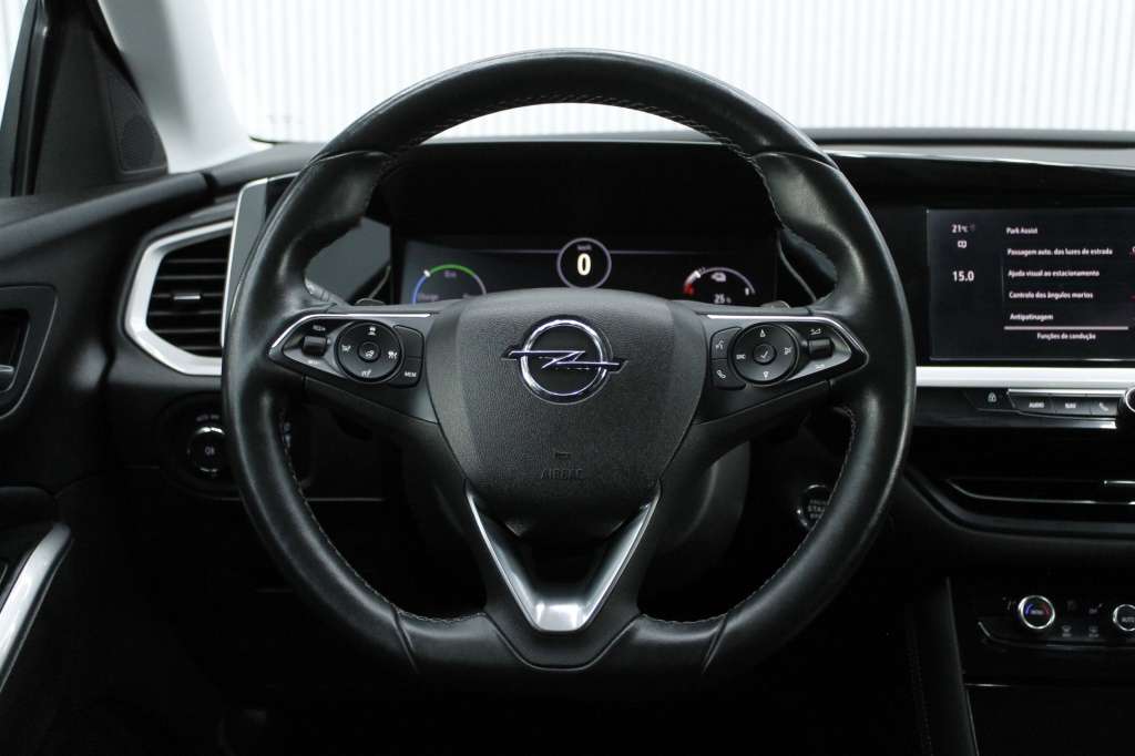 opel-grandland-2023-hibrido-1598cc