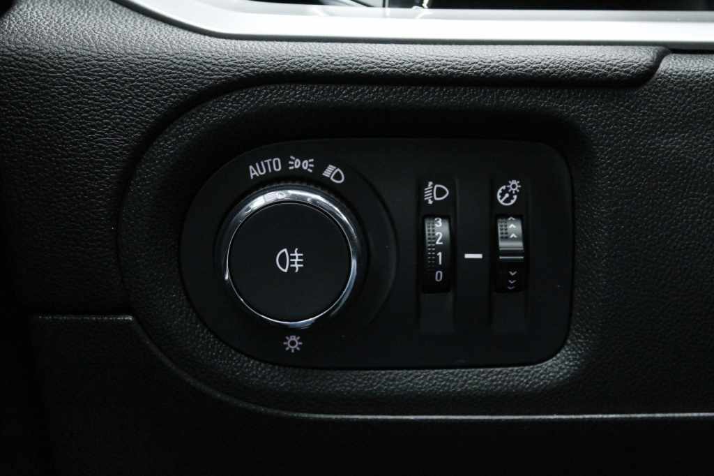 opel-grandland-2023-hibrido-1598cc