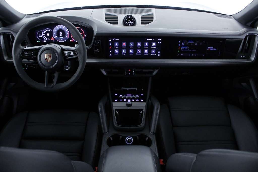 porsche-cayenne-2025-hibrido-2995cc