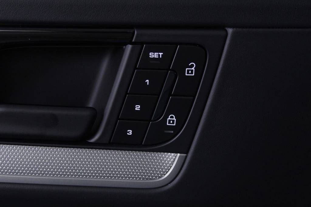 porsche-cayenne-2025-hibrido-2995cc
