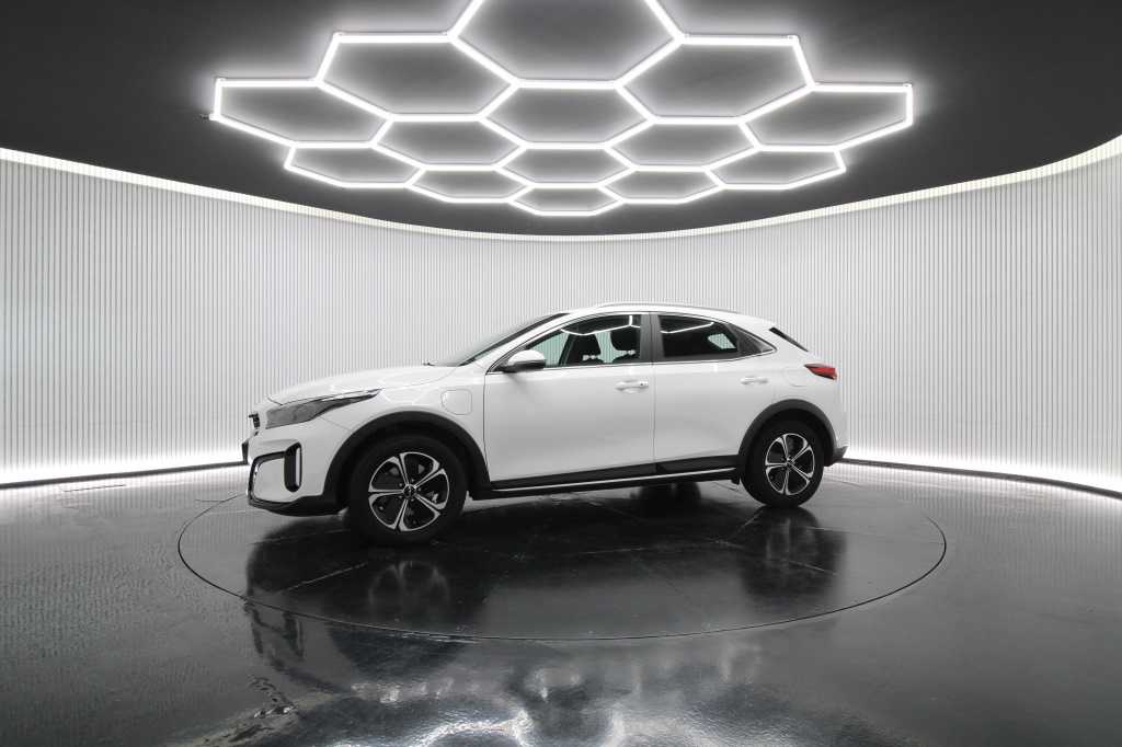 kia-xceed-2023-hibrido-1580cc