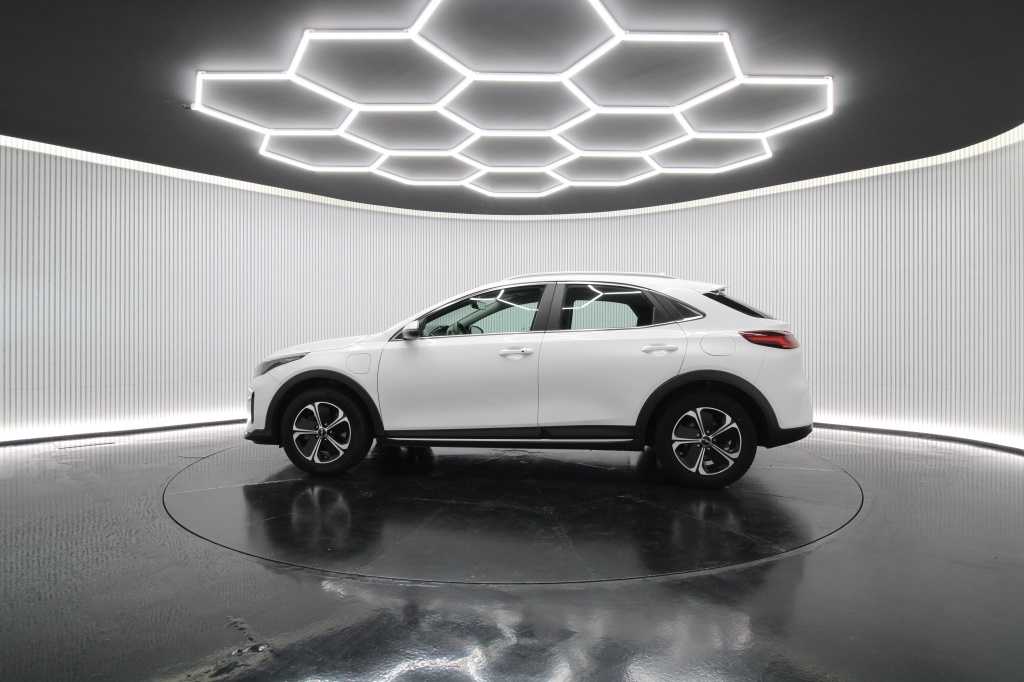 kia-xceed-2023-hibrido-1580cc