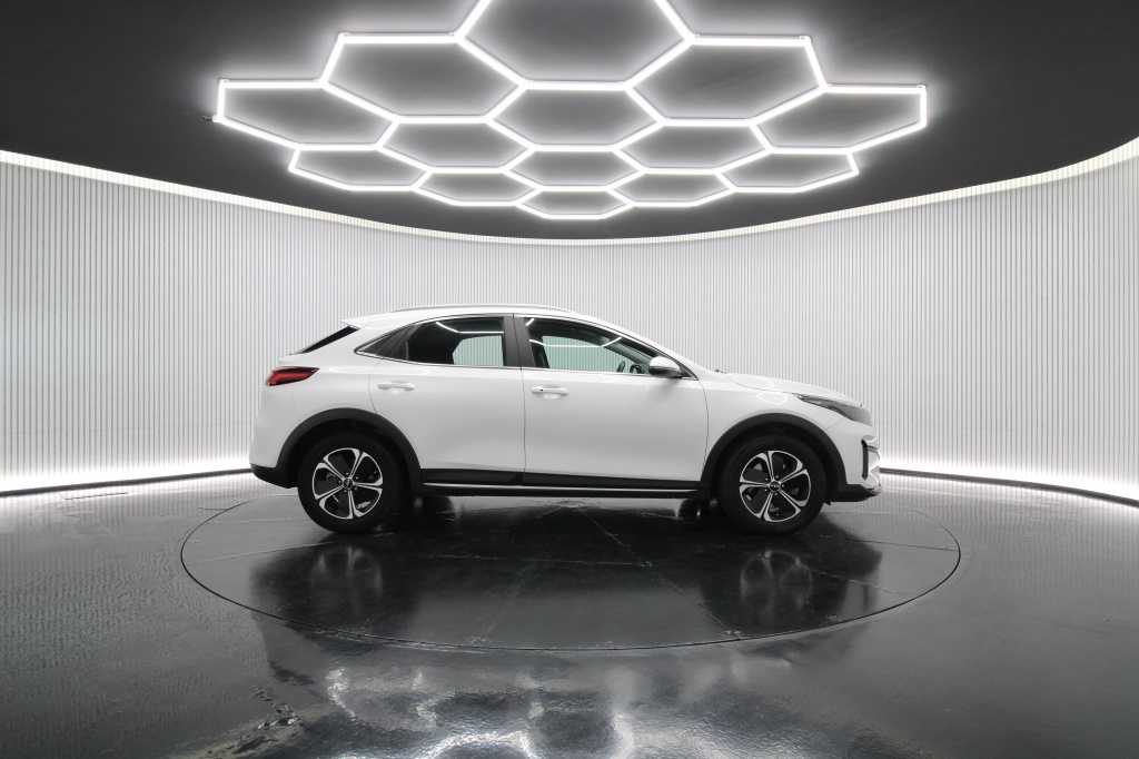 kia-xceed-2023-hibrido-1580cc