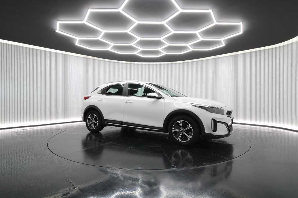 kia-xceed-2023-hibrido-1580cc