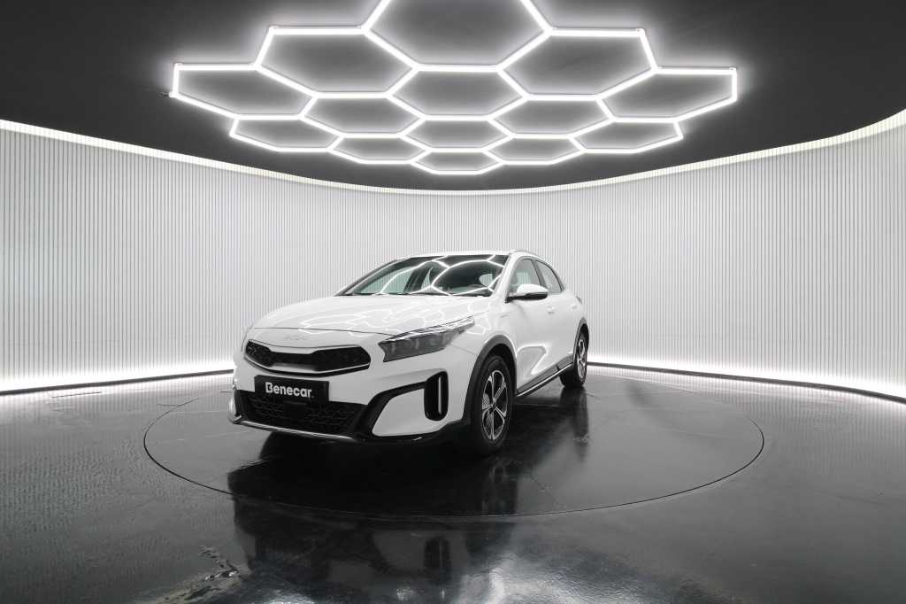 kia-xceed-2023-hibrido-1580cc