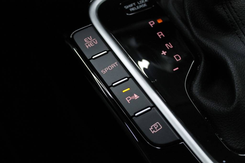 kia-xceed-2023-hibrido-1580cc