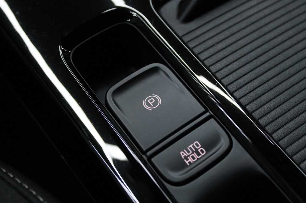 kia-xceed-2023-hibrido-1580cc