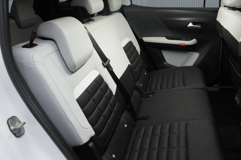 citroen-c3-aircross-2026-hibrido-1199cc