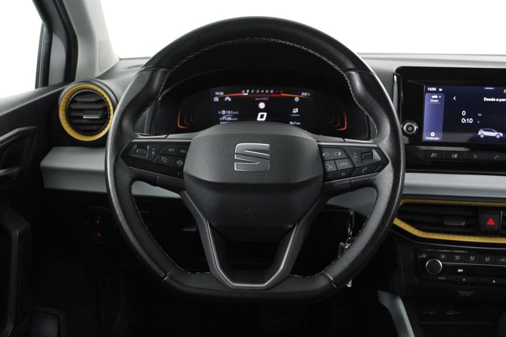 seat-arona-2024-gasolina-999cc