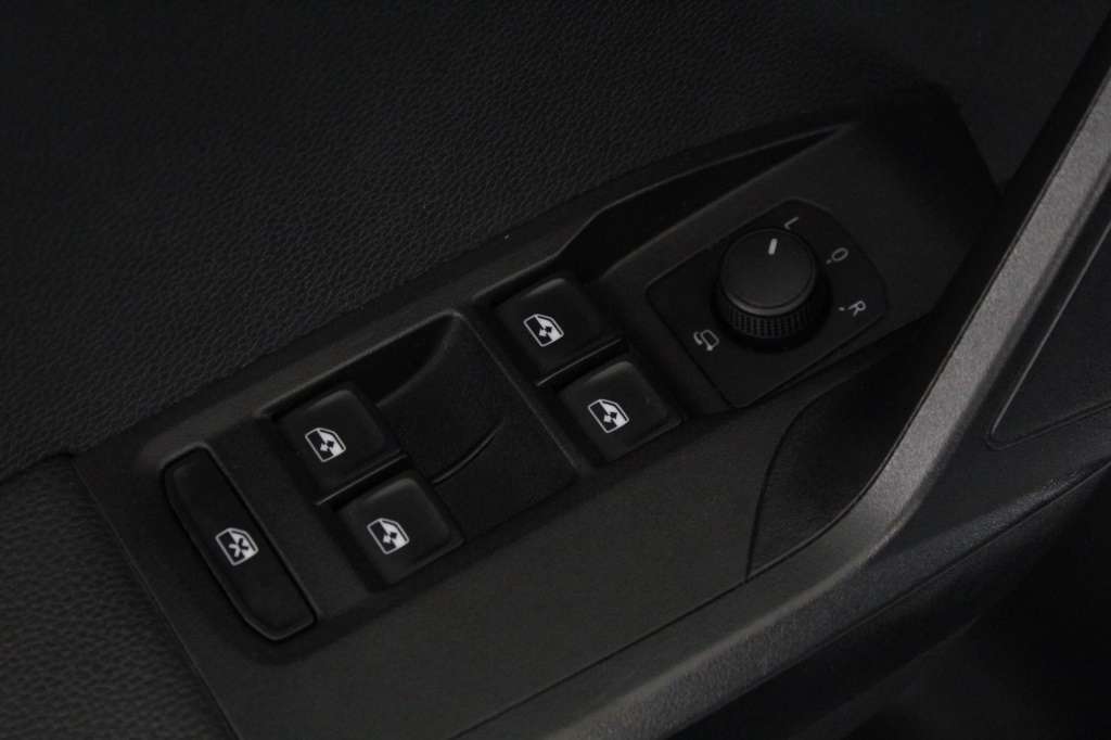 seat-arona-2024-gasolina-999cc