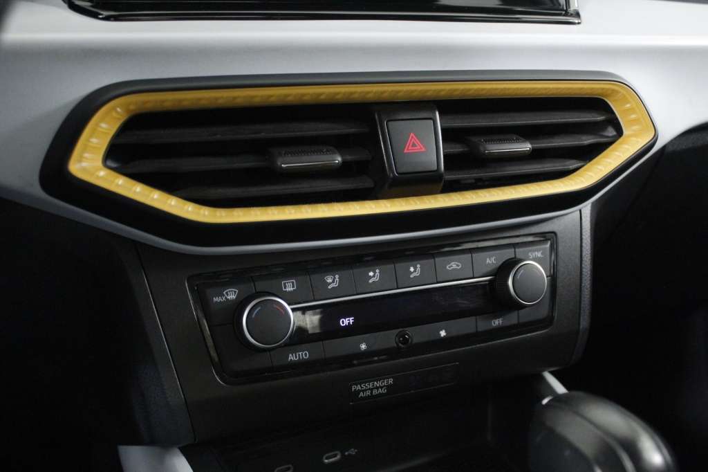 seat-arona-2024-gasolina-999cc