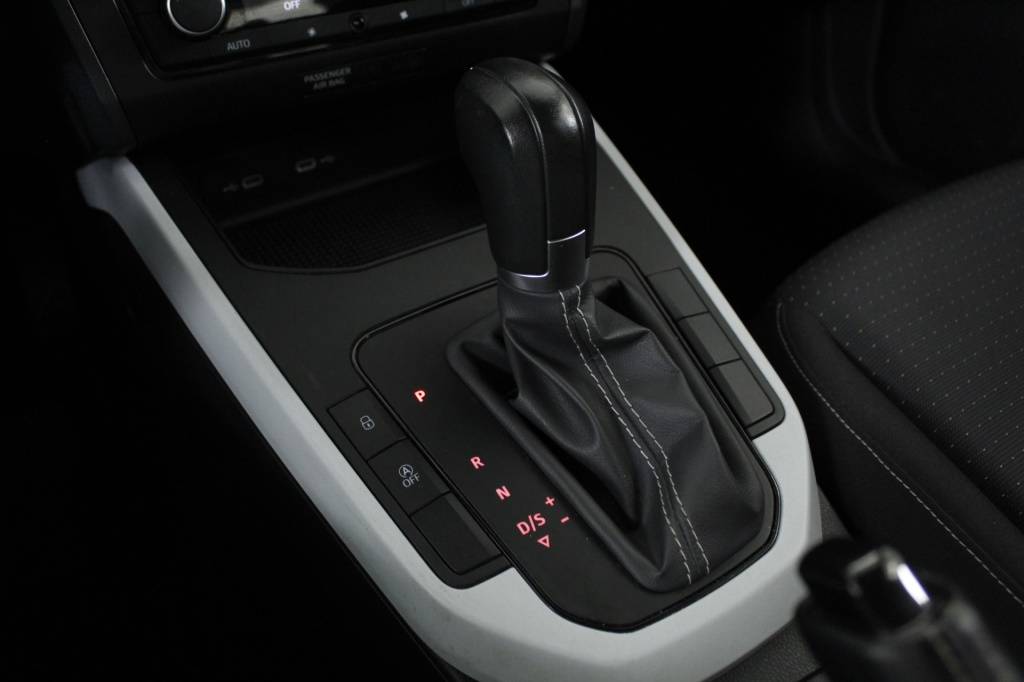 seat-arona-2024-gasolina-999cc