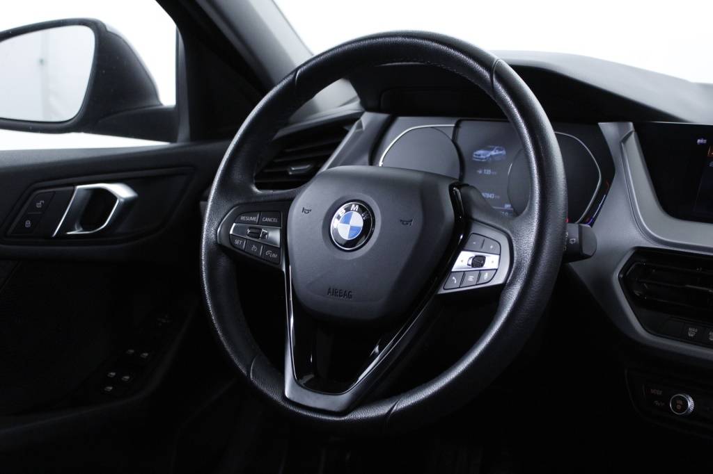 bmw-serie-1-2020-diesel-1496cc
